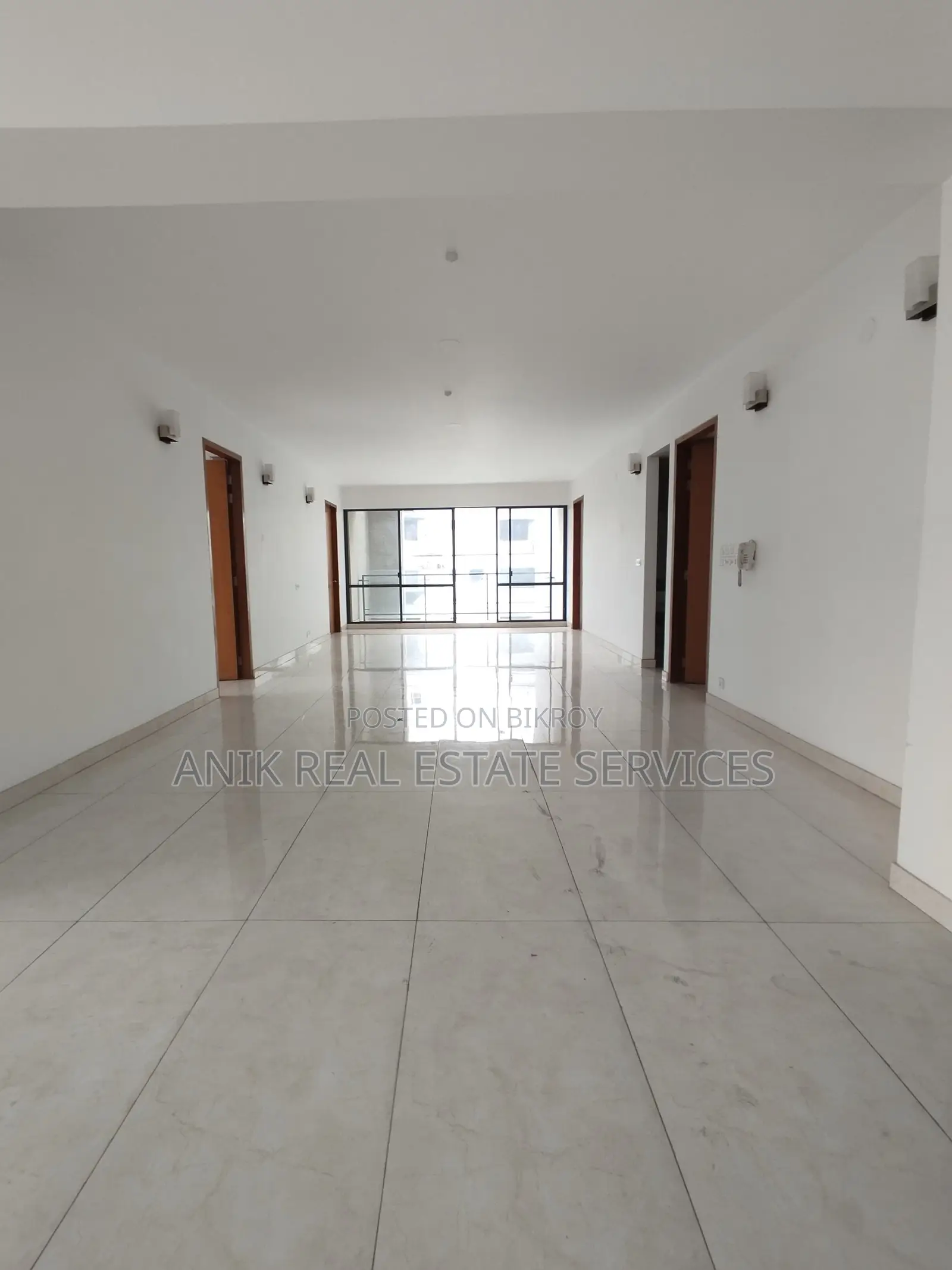 New Modern 4900 Sft Un Farnised Flat Rent At Gulshan 2 in Gulshan