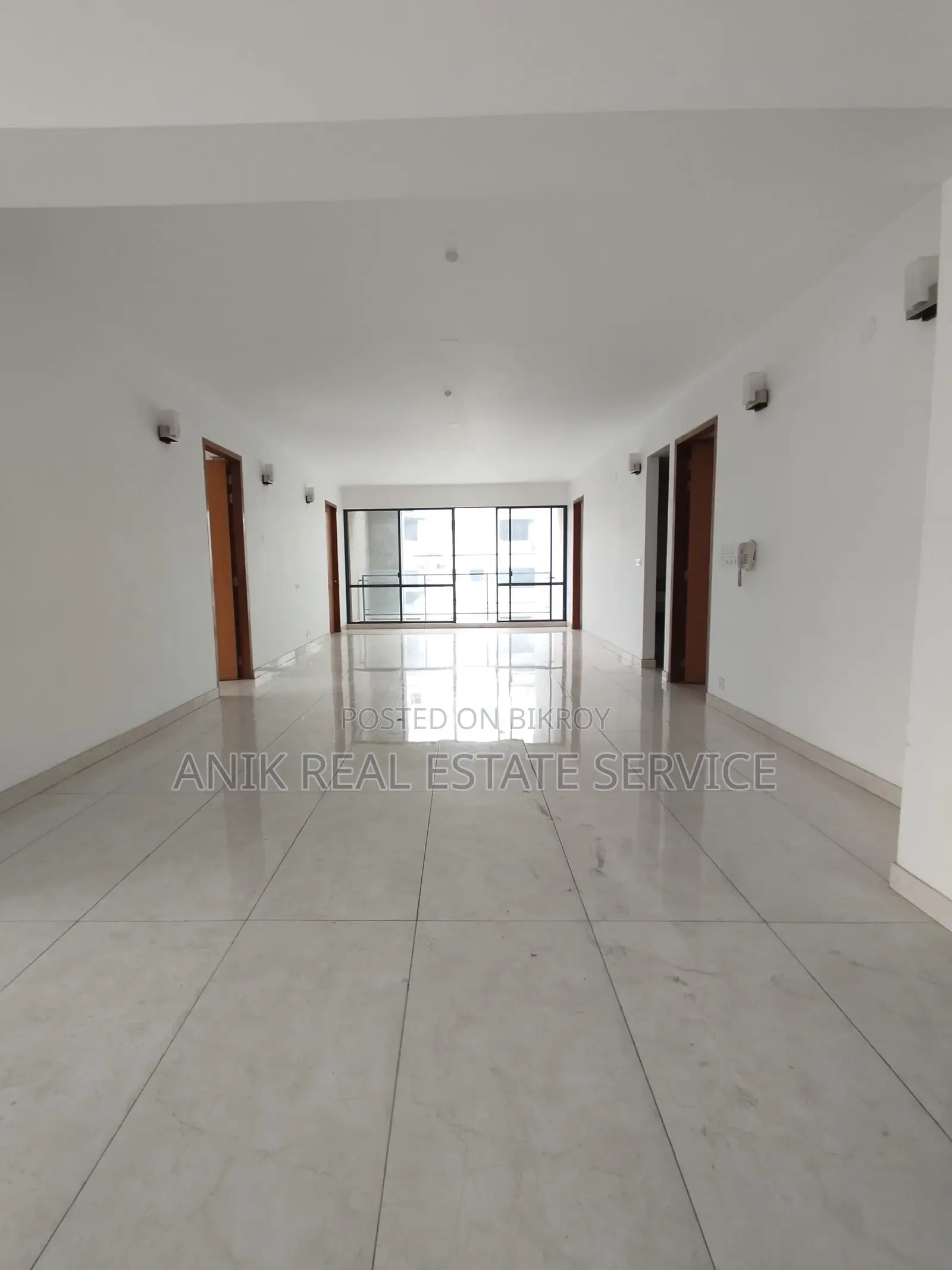 New Modern 4900 Sft Un Farnised Flat Rent At Gulshan 2 in Gulshan