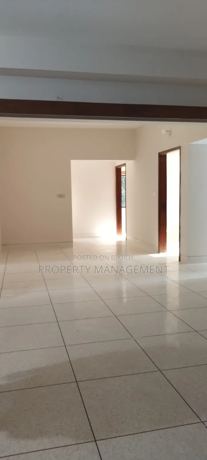 2500Sqft Unfurnished Apartment Rent 3Bed 4Bath Gulshan1 Nice View in Gulshan