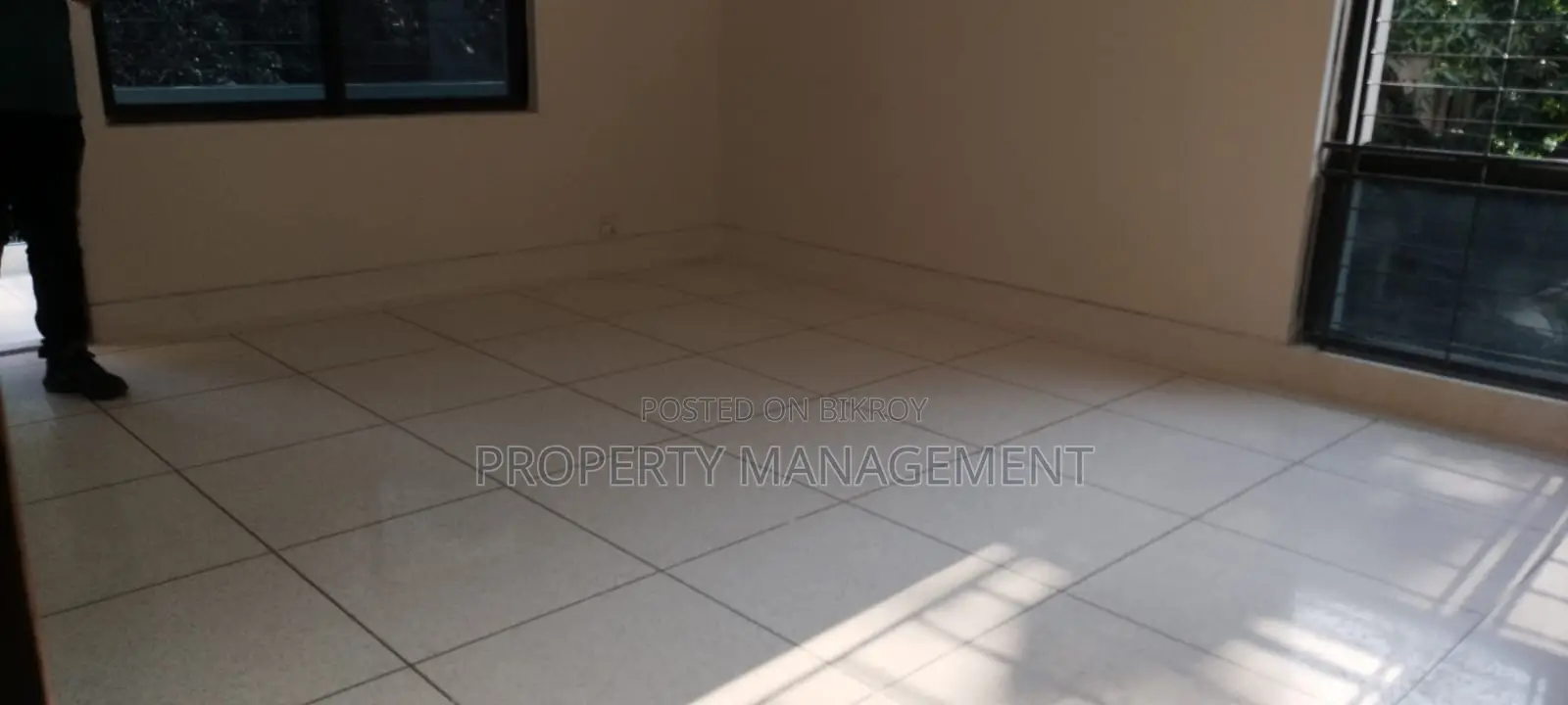 2500Sqft Unfurnished Apartment Rent 3Bed 4Bath Gulshan1 Nice View in Gulshan