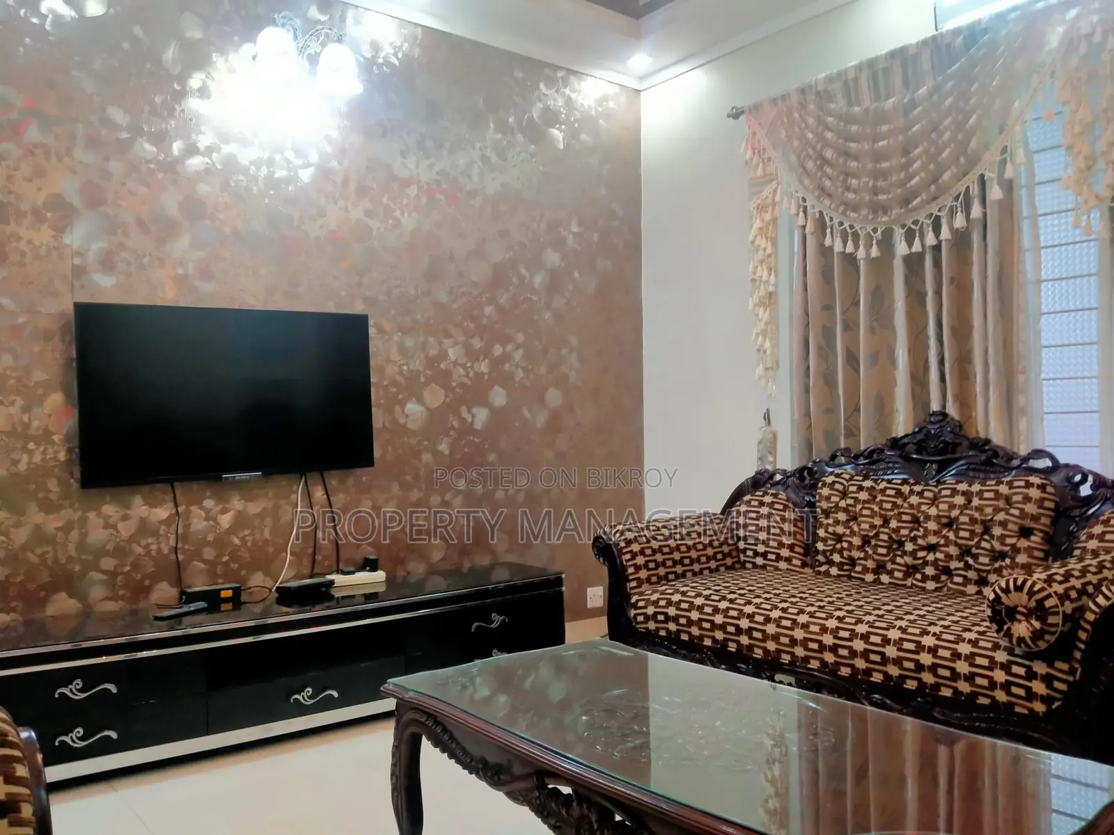 2250 sft full furnished apartment rent in banani in Banani