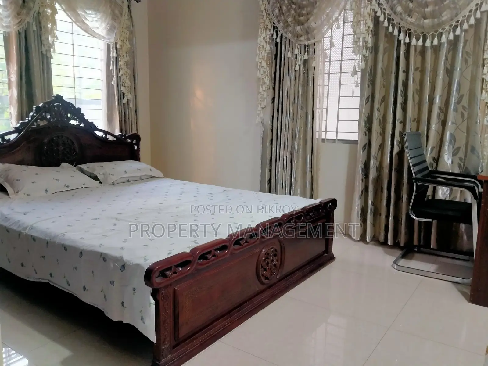 2250 sft full furnished apartment rent in banani in Banani