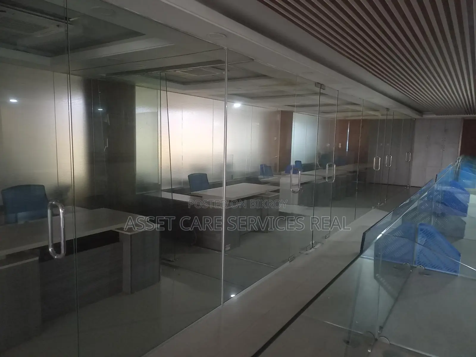 3050 Sqft Commercial Space for Rent @ Gulshan Avenue 2 Circle. in Gulshan