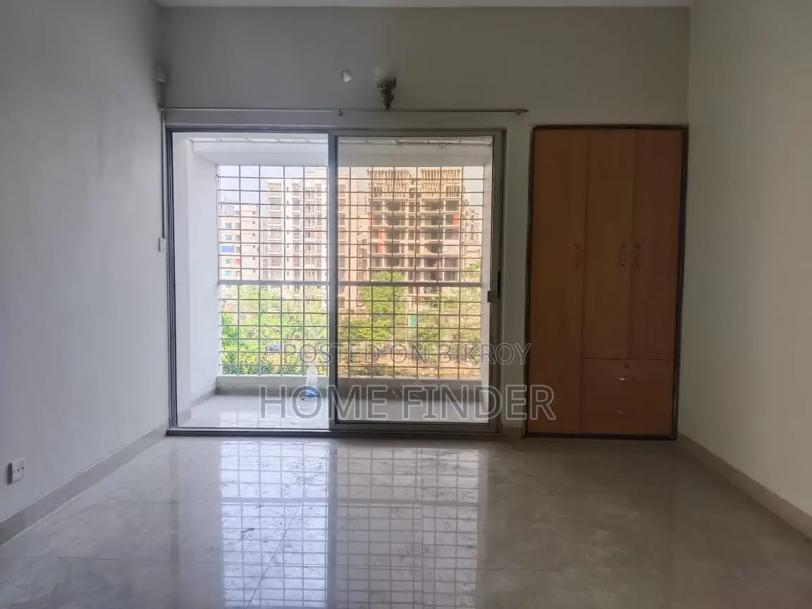 Unfurnished 2350 Sqft Apt: Rent In Gulshan in Gulshan
