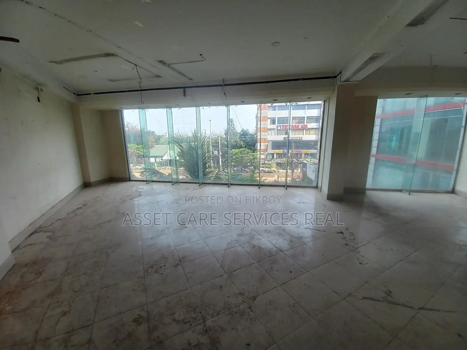 1200 Sqf Commercial Space Rent @ Gulshan Tejgaon Link Road. in Gulshan