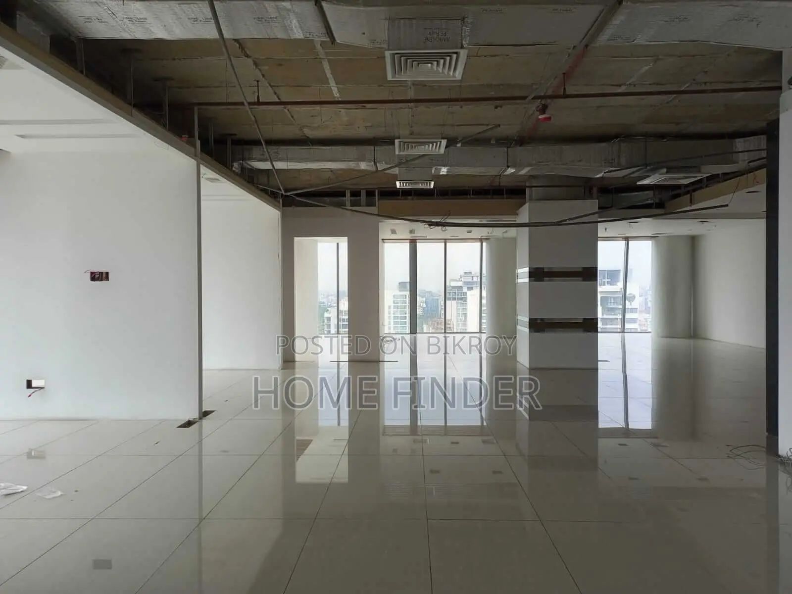 Luxurious 8000 Sqft Commercial Floor Rent in Gulshan Avenue in Gulshan