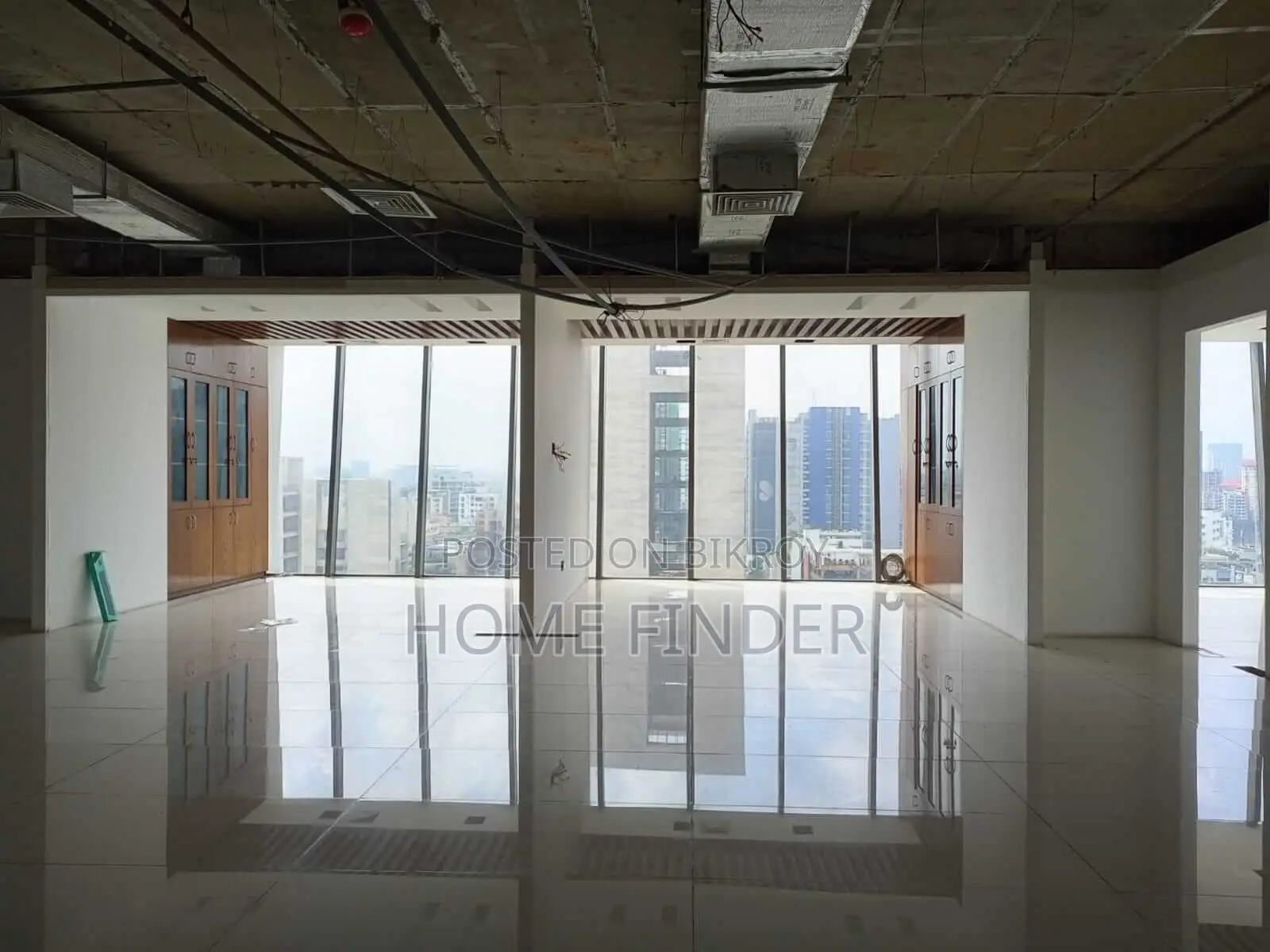 Luxurious 8000 Sqft Commercial Floor Rent in Gulshan Avenue in Gulshan