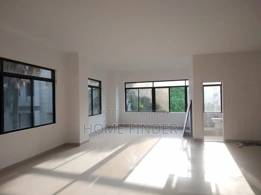 Commercial 4000 Sqft Open Floor Rent in Gulshan 2 in Gulshan