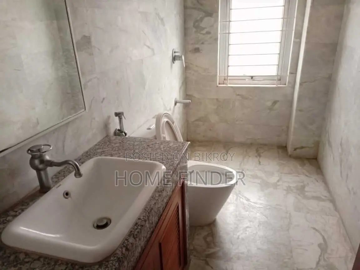 2600 Sqft furnished Flat Rent in Gulshan 2 in Gulshan