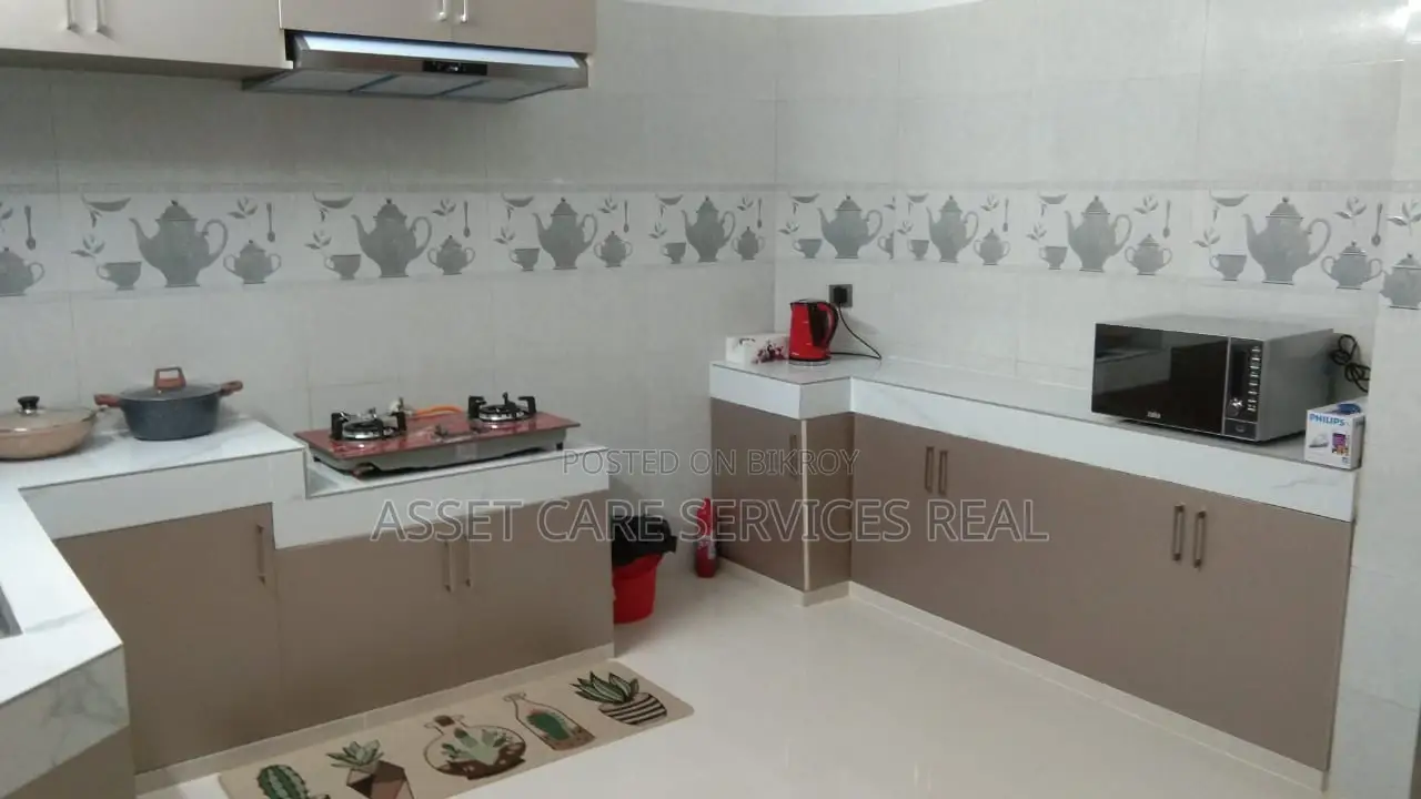 2700 Sqf Fully Furnished Flat Rent @ Banani. in Banani