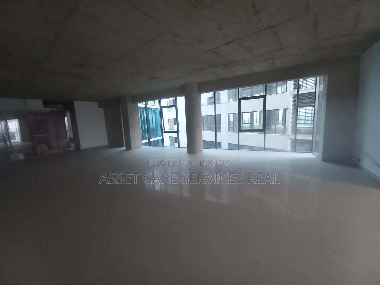 5000 Sqf Commercial Space Rent @ Gulshan Avenue. in Gulshan