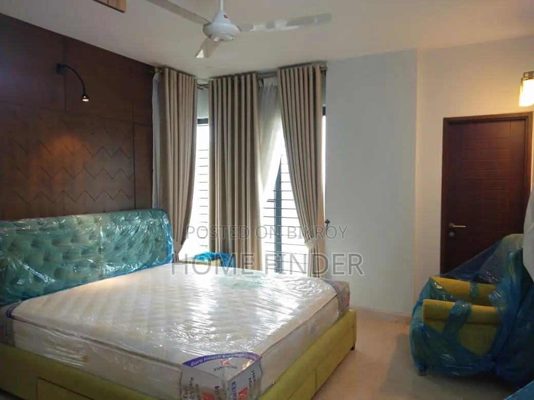 Exclusive Designed 4000 Sq Ft Furnished Apt: Is Up For Rent In Gulshan in Gulshan