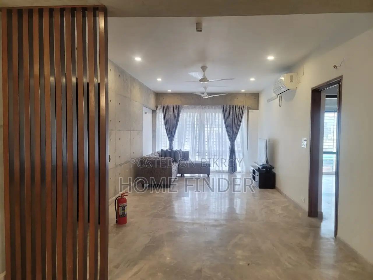 Luxurious Fully Furnished Apartment Rent at Gulshan in Gulshan