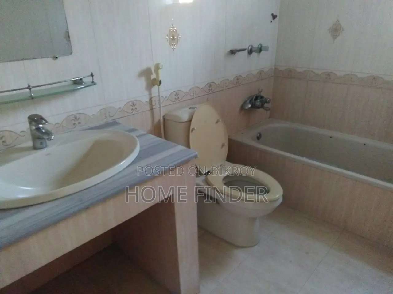 2200 Sqft Unfurnished Apartment Rent in Gulshan in Gulshan