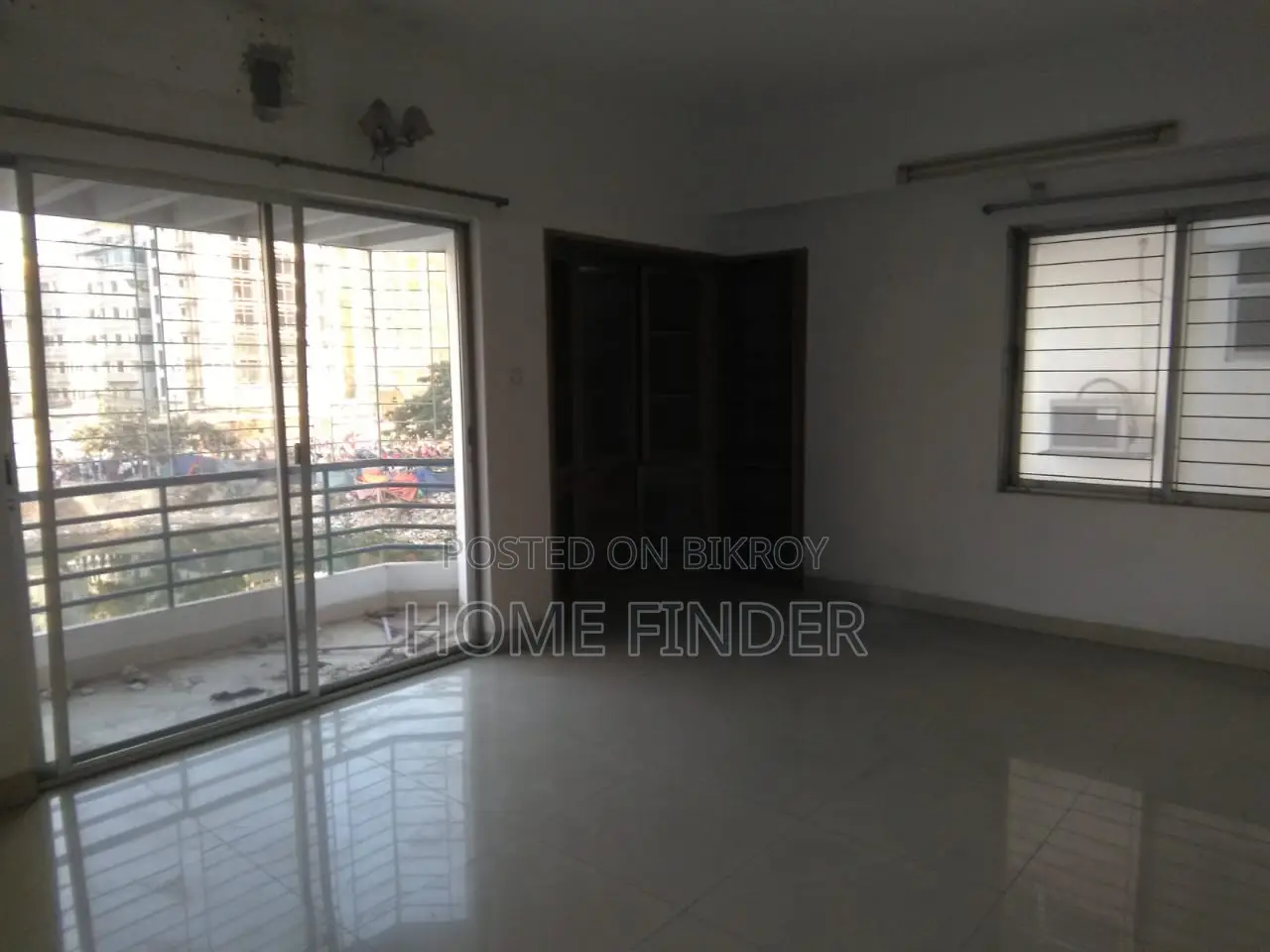 2200 Sqft Unfurnished Apartment Rent in Gulshan in Gulshan