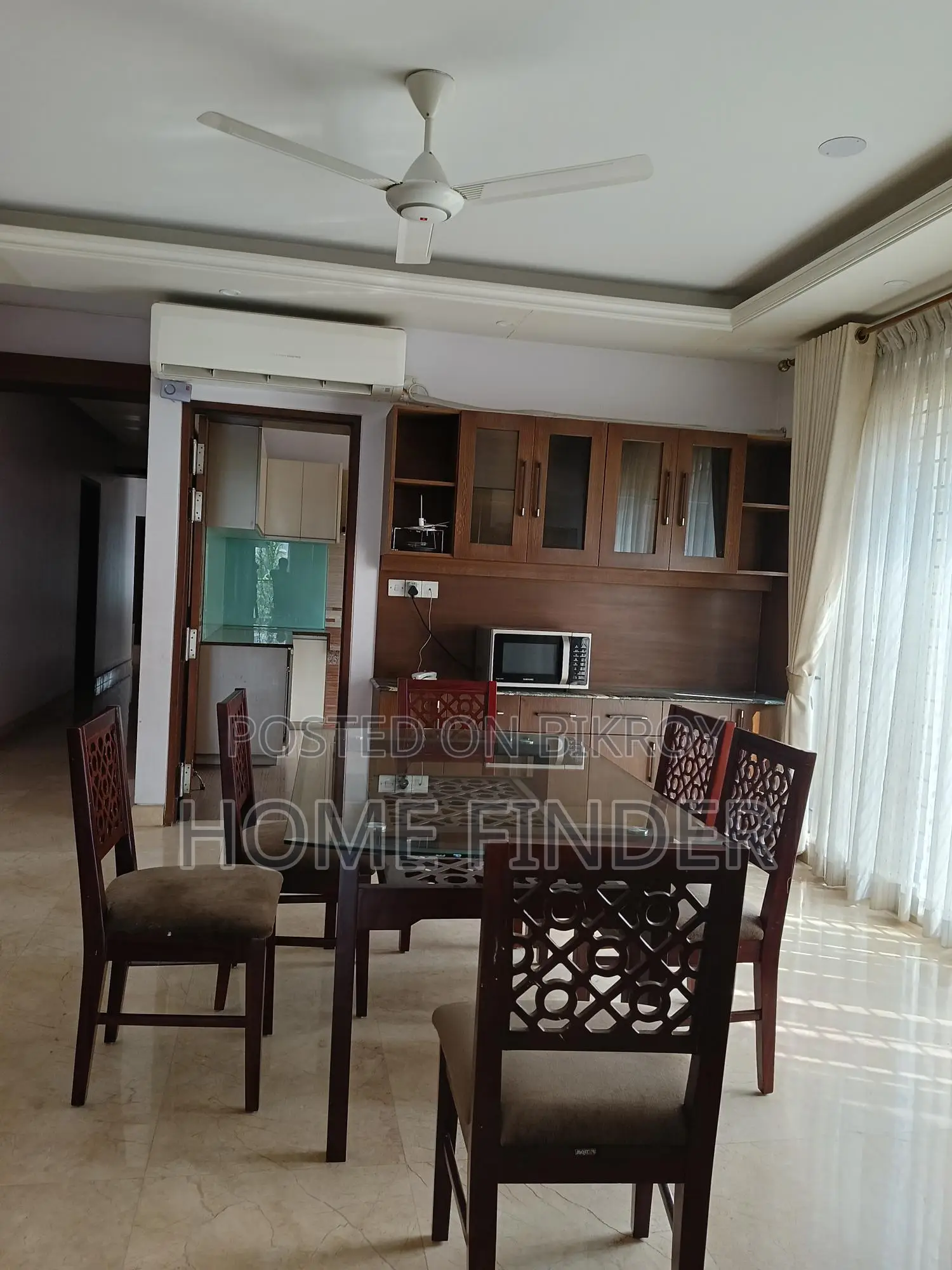 Lake View Luxurious Furnished Apt: Rent In Gulshan 2 in Gulshan