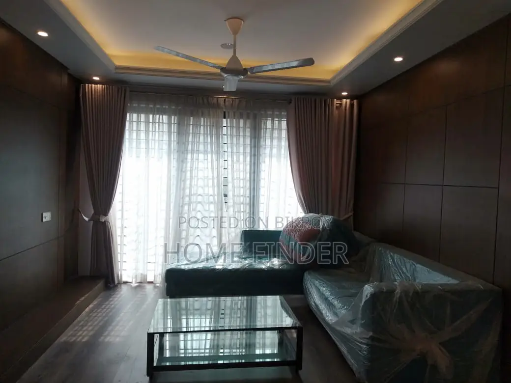 Nicely Decorated Luxurious Furnished Apt: Now Vacant For Rent In Gulshan in Gulshan