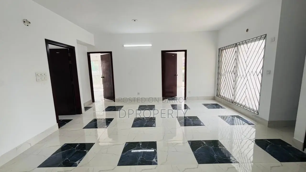2100 Sft Luxurious Brand New South-Facing Apartment for Rent on 5th Floor in Basundhara