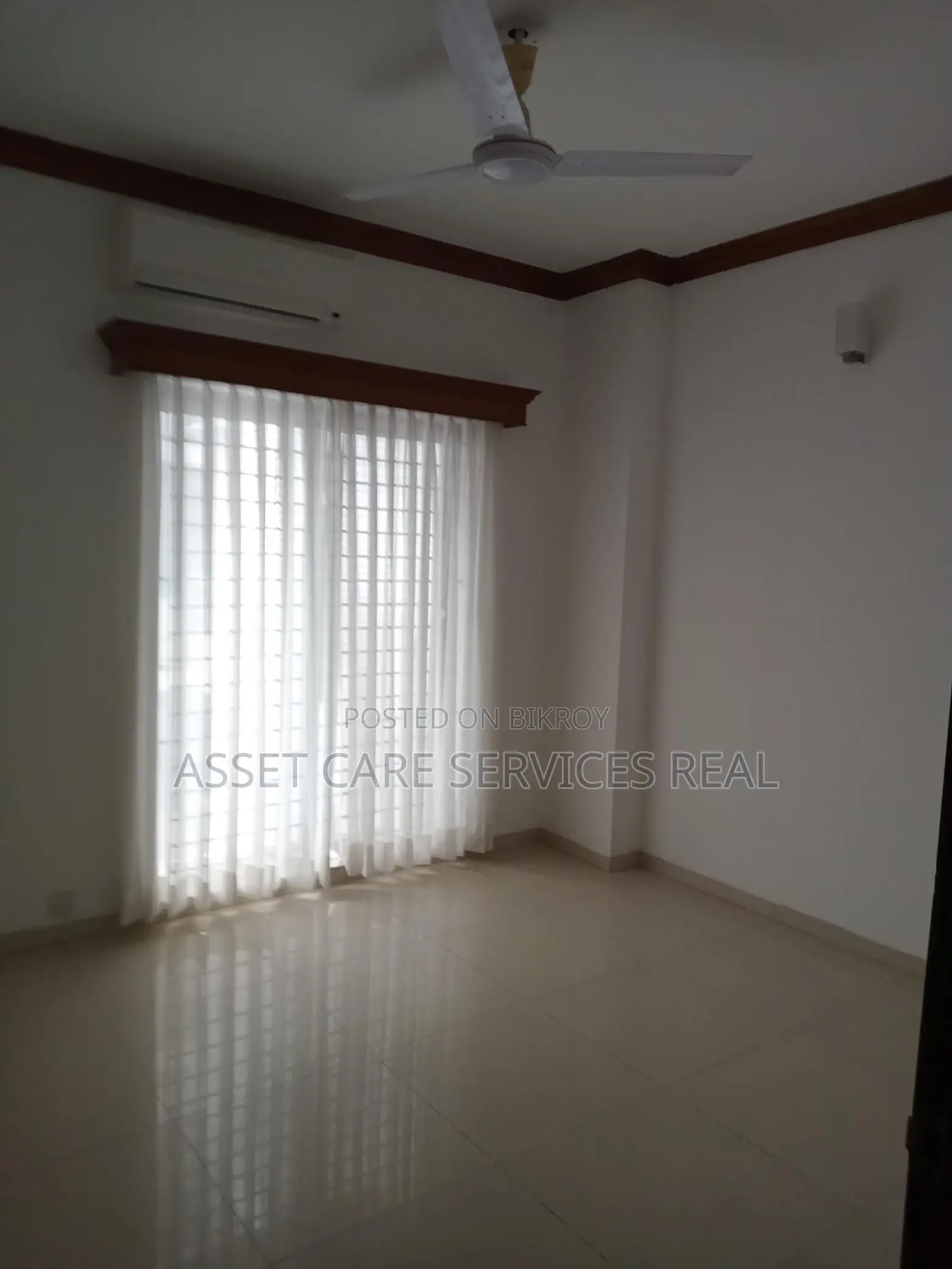 Beautiful Apartment For Rent In GULSHAN 1 in Gulshan
