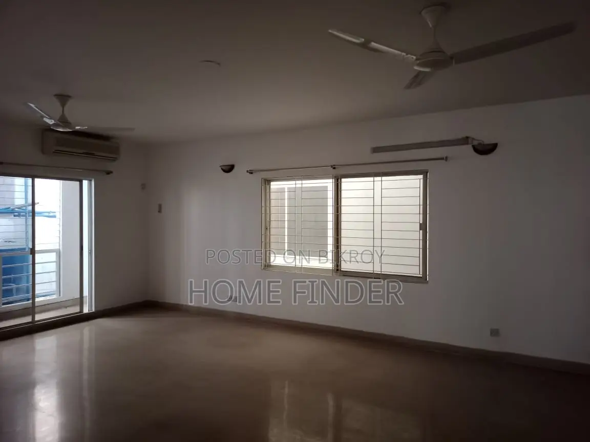 3060 Sqft 4bed Flat Rent In Gulshan Dhaka in Gulshan