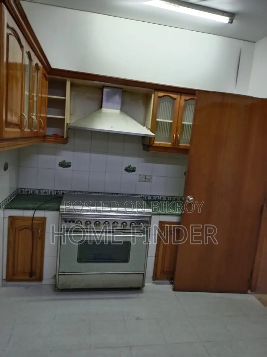 3060 Sqft 4bed Flat Rent In Gulshan Dhaka in Gulshan