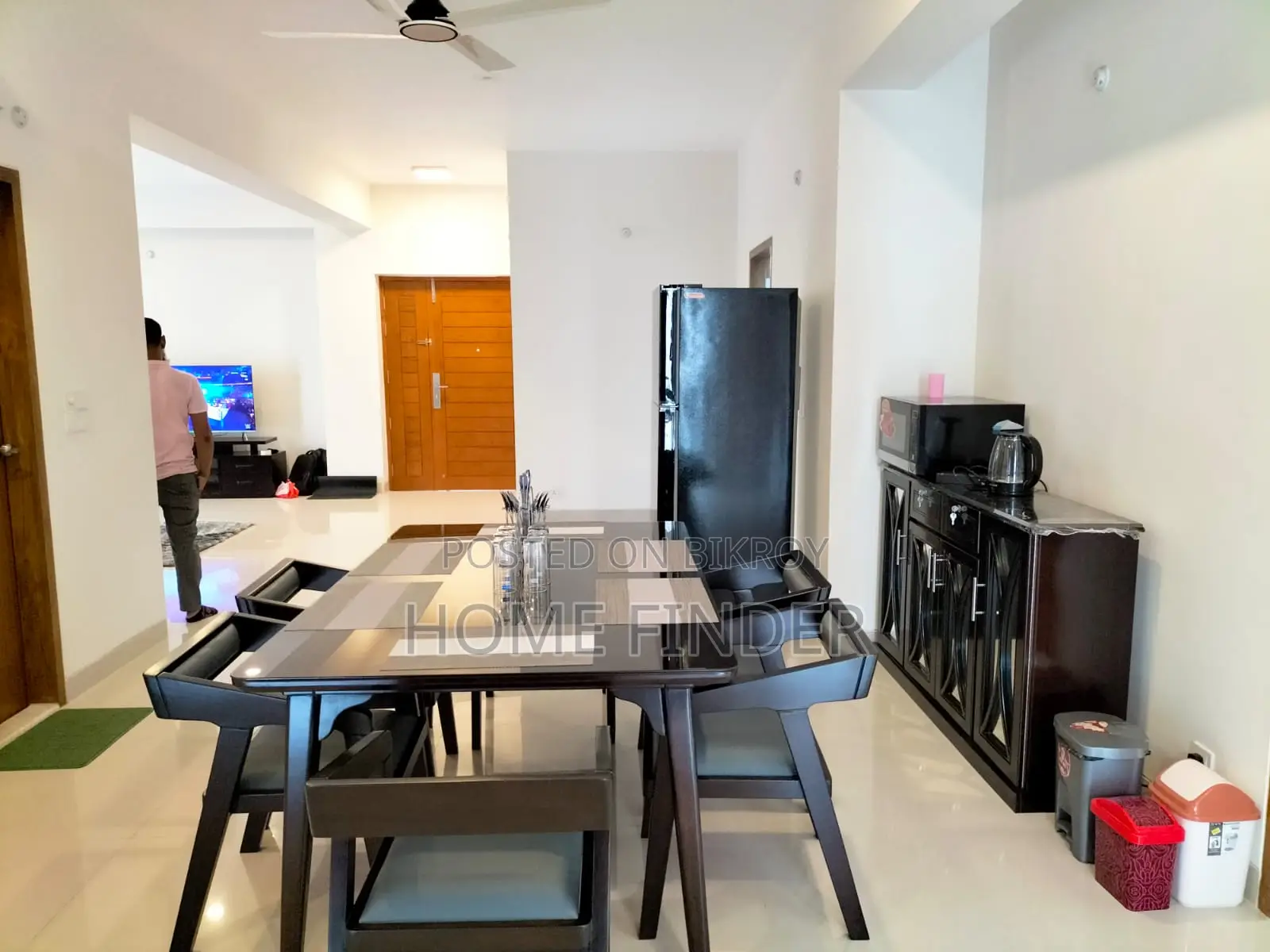 Luxurious Fully Furnished Apartment Rent in Gulshan in Gulshan