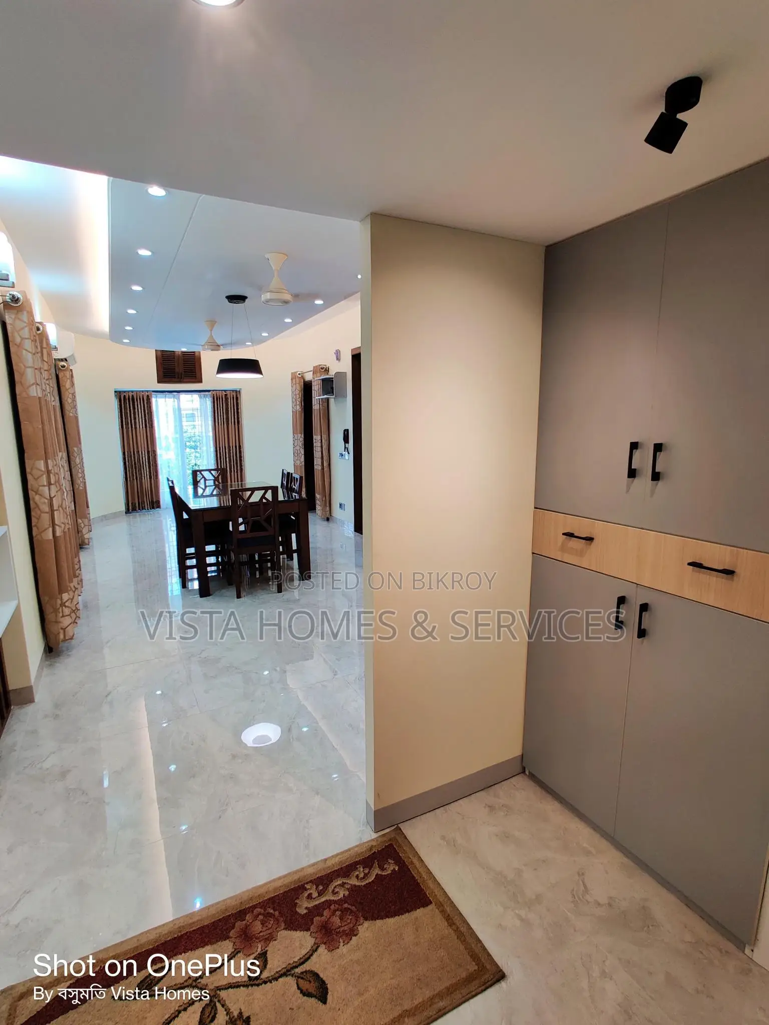 Exclusive fully furnished flat rent @ Gulshan-1 in Gulshan