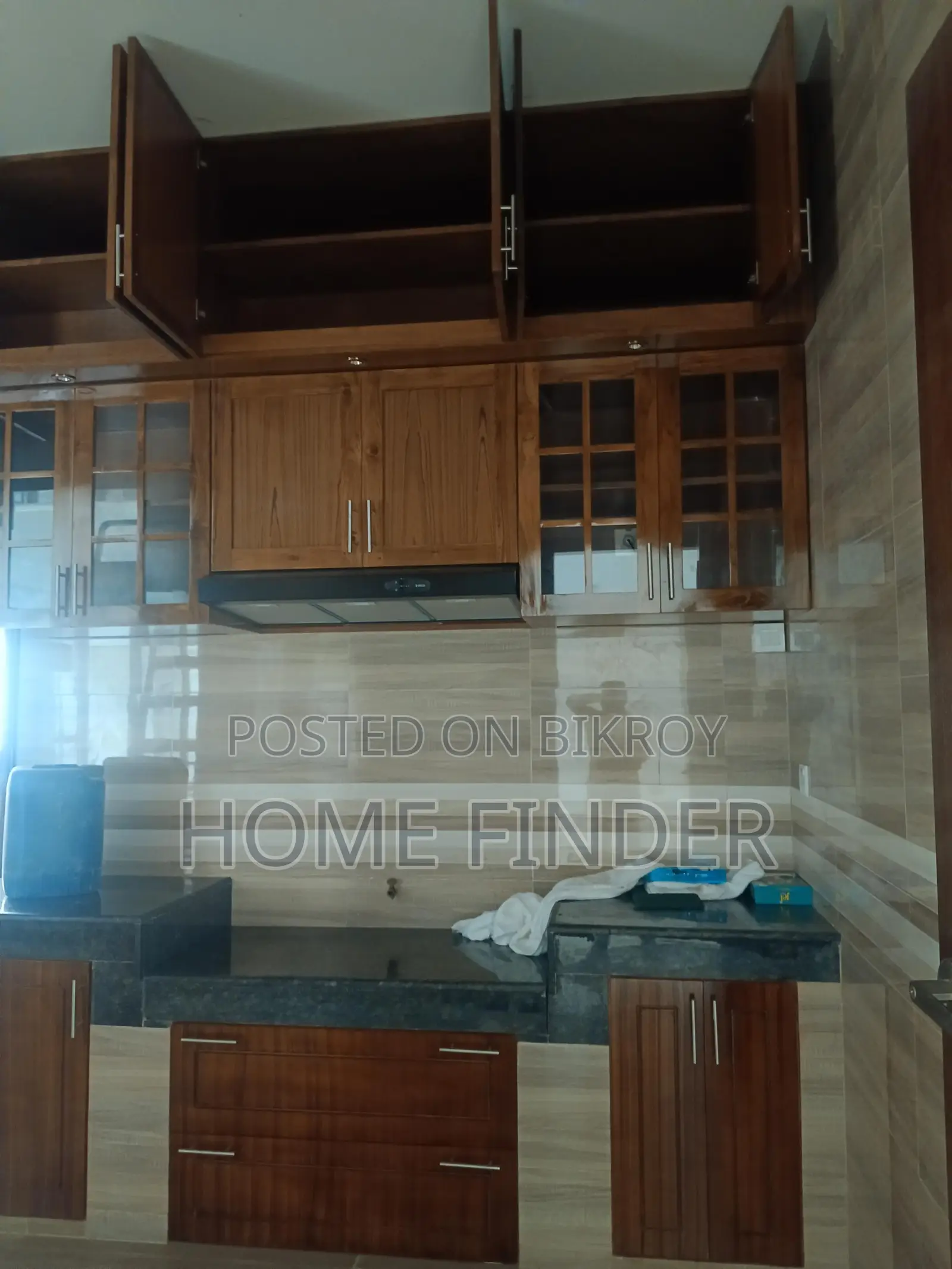 3200 Sqft Brand New Un-furnished Apartment For Rent in Gulshan in Gulshan