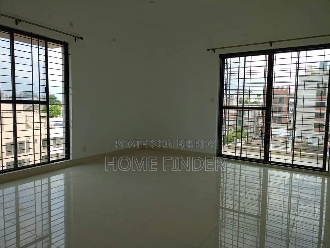 Swimming Pool Gym Brand New Apt: Rent in Gulshan in Gulshan