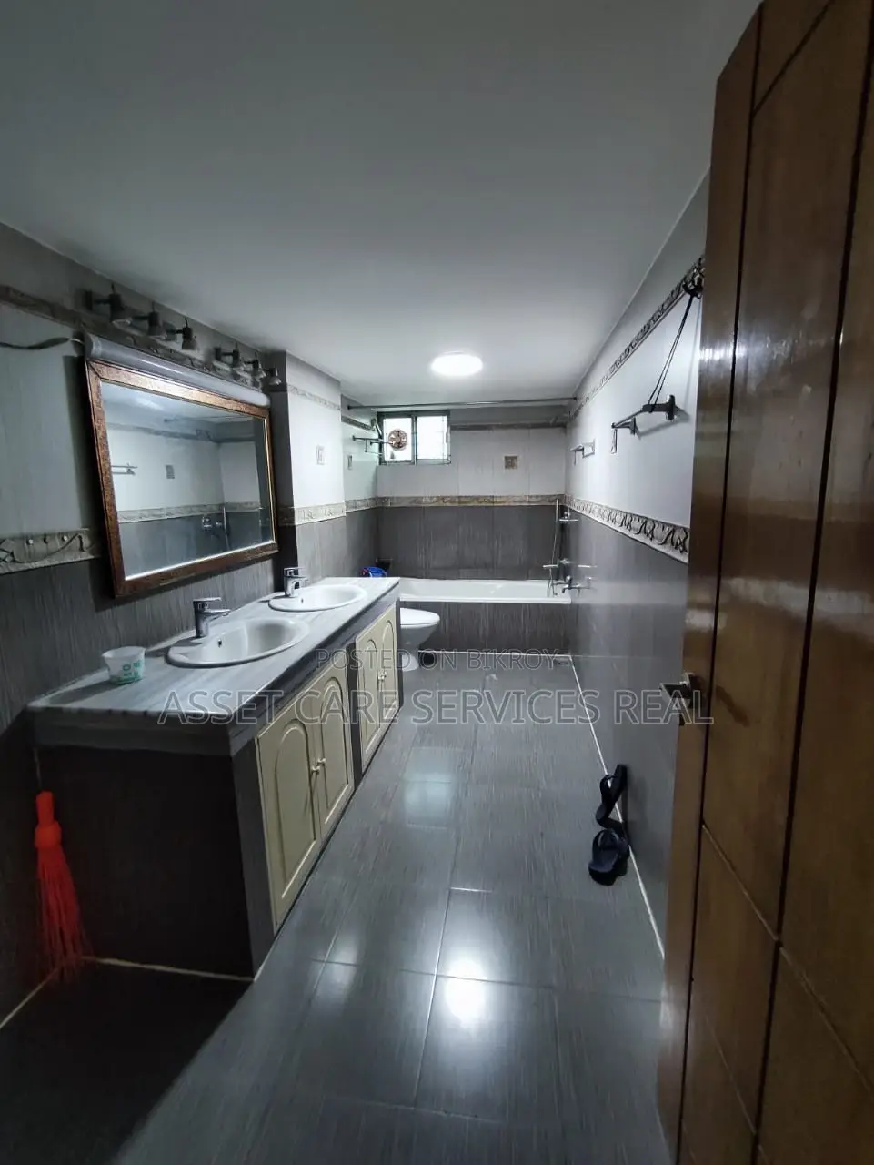 Beautiful 3-Bed Full Furnished Apartment For Rent In North Gulshan. in Gulshan