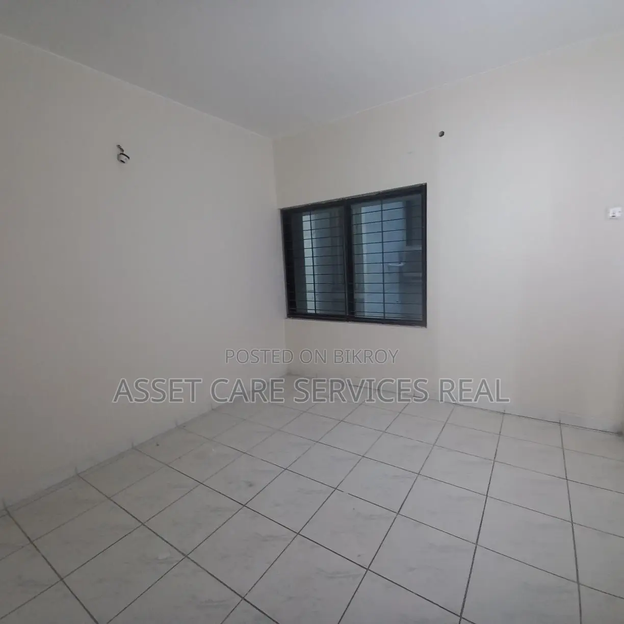 3000 Sqf Office Space Rent @ Baridhara Diplomatic Zone. in Baridhara