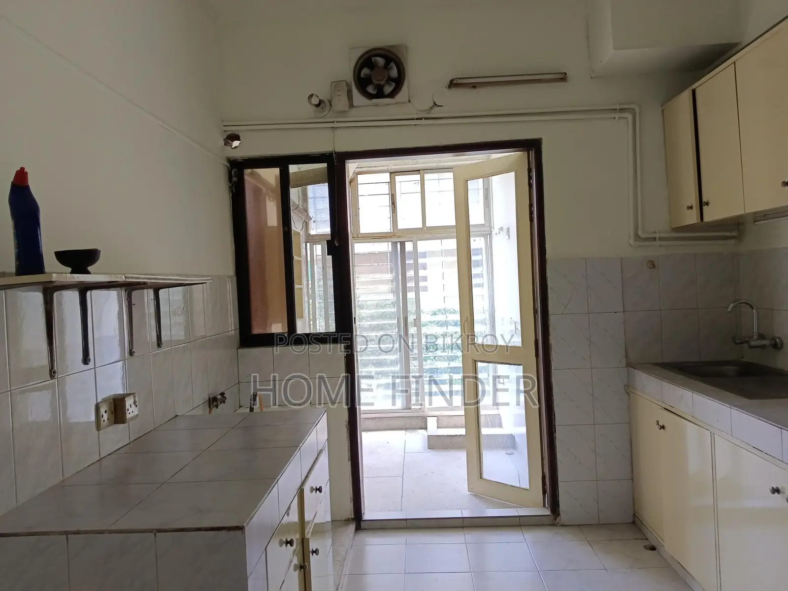 2800 Sqft 4 Bed Un-furnished Apartment For Rent in Gulshan in Gulshan