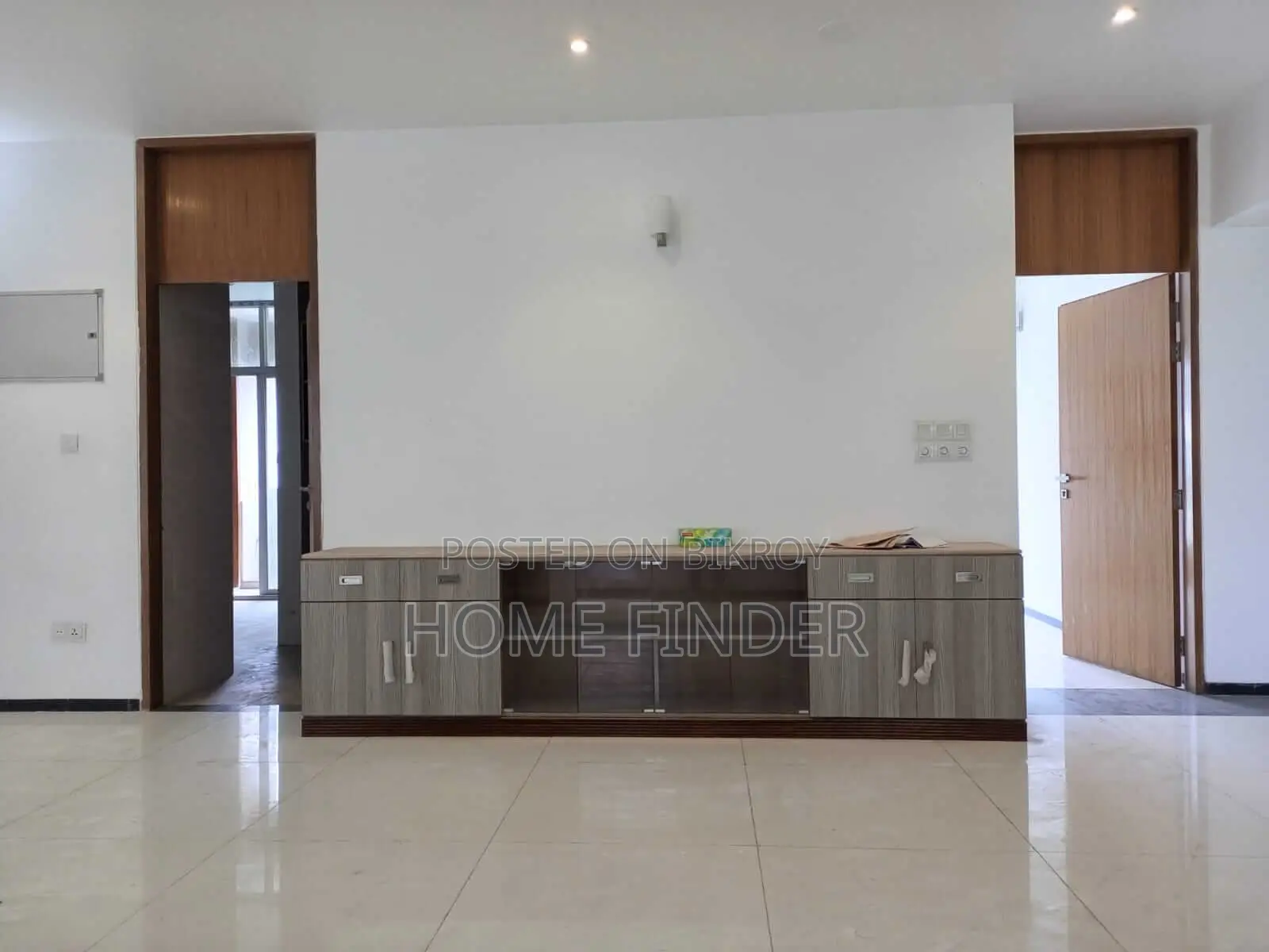 A Nice And Comfortable Apartment Of 3560 Sq Ft Is Up For Rent In Gulshan in Gulshan