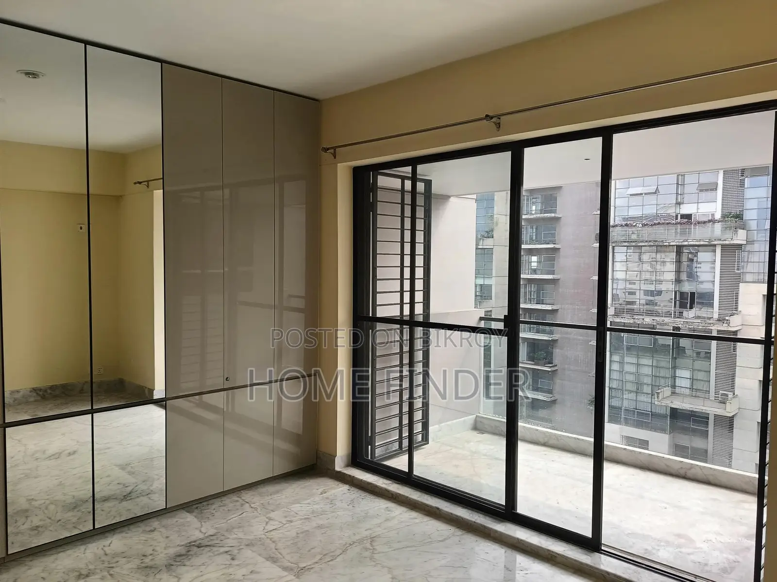 Reside In This Amazing 3200 Sq Ft Ready Flat For Rent Gulshan 2 in Gulshan