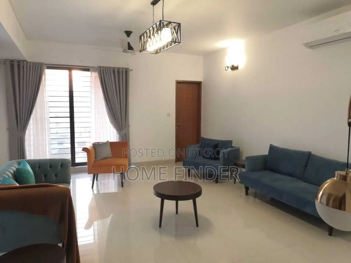 Fully Furnished Excellent Apartment Rent in Gulshan (2) in Gulshan