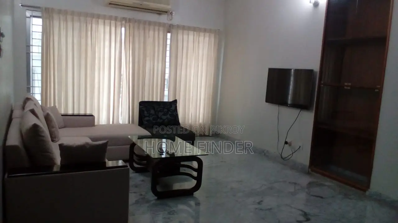 2600 Sqft 3bhk Fully Furnished Flat Rent in Gulshan in Gulshan