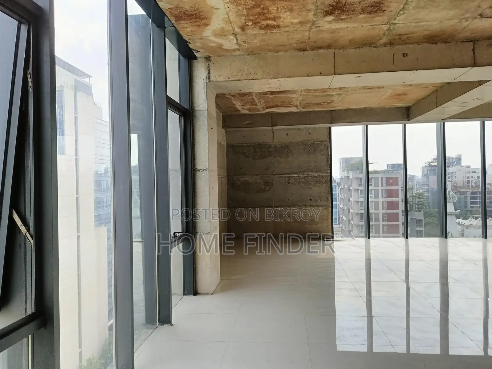 100% Commercial Open Floor For Rent In Gulshan Avenue in Gulshan
