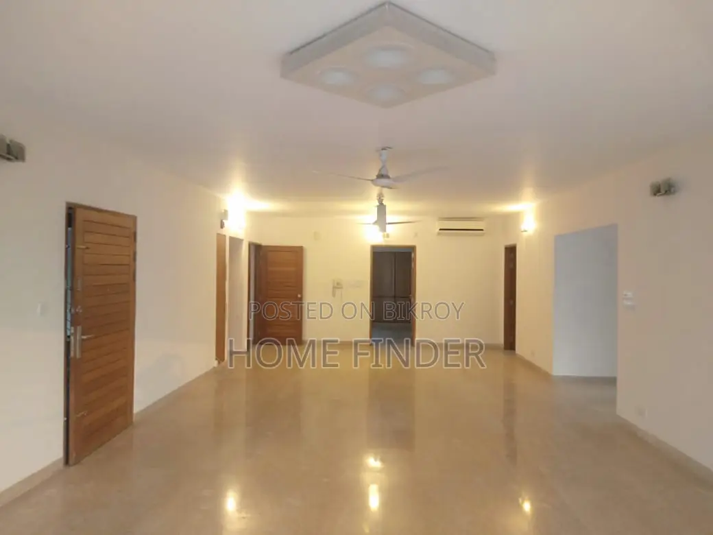 Semi Furnished 4bed 4250 Sqft Apt: For Rent @ Gulshan 2 in Gulshan