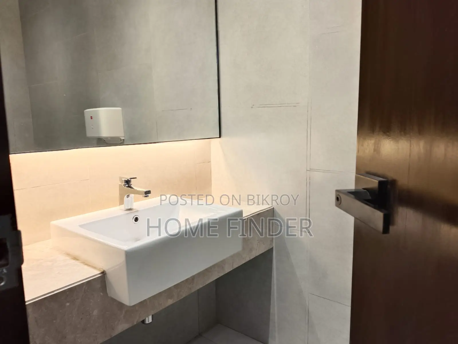 Brand New 3705 Sqft Commercial Property For Rent Gulshan Avenue in Gulshan