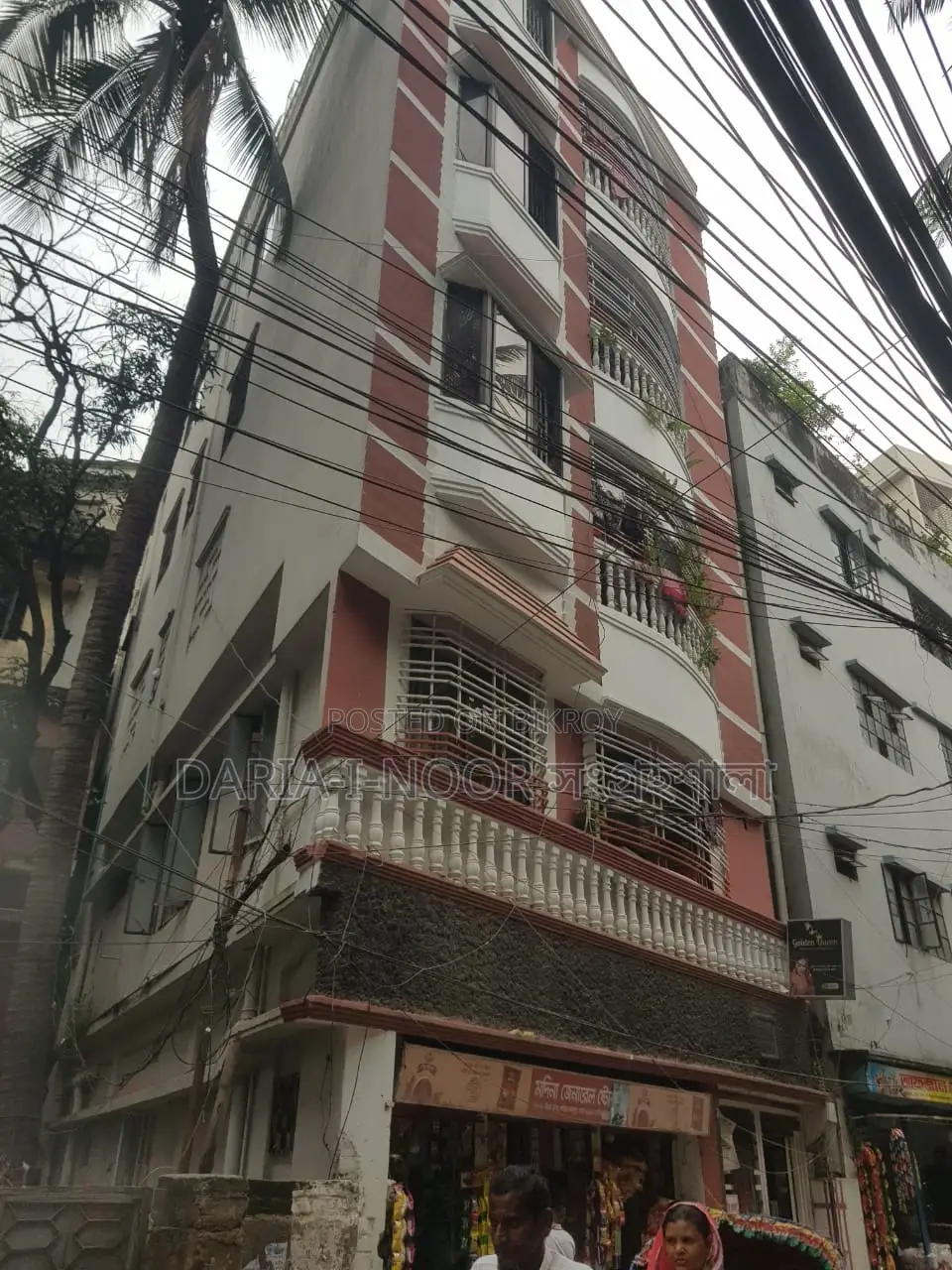 6-story building for sale on 2 Katha land in Rampura in Rampura