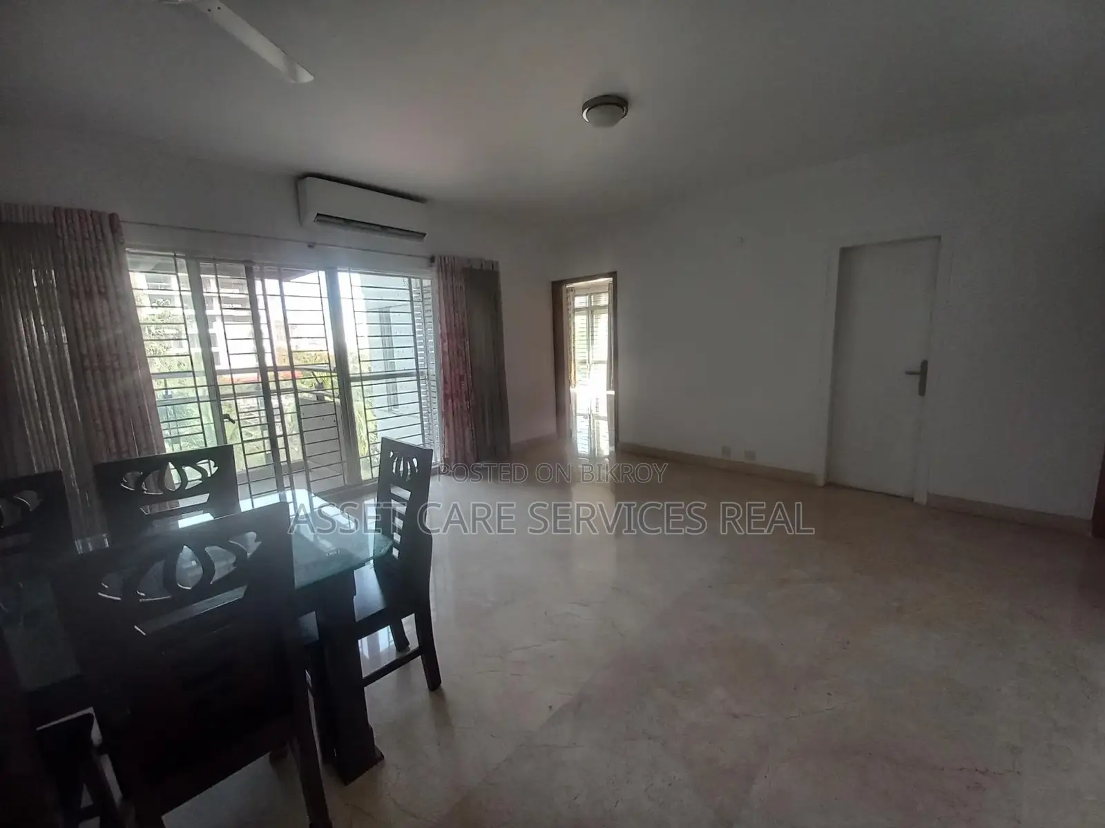 Fully Furnished Flat Rent @ Gulshan 2. in Gulshan