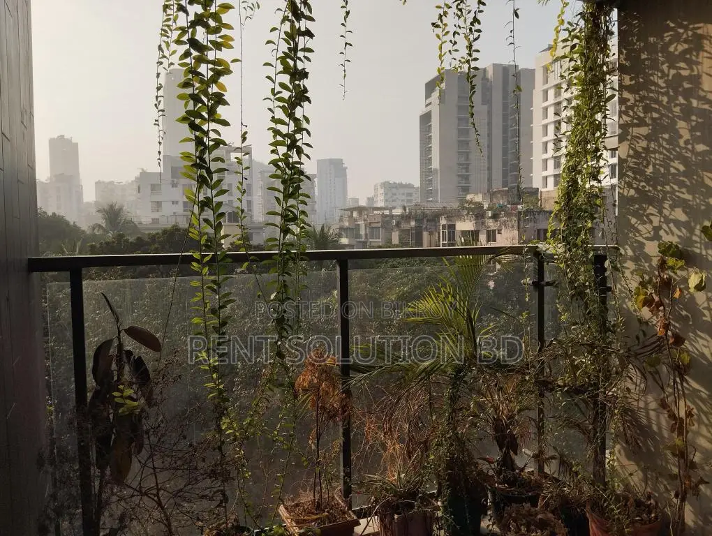 5th Floor Luxury Furnished Apartment by Shanta Holdings... in Gulshan