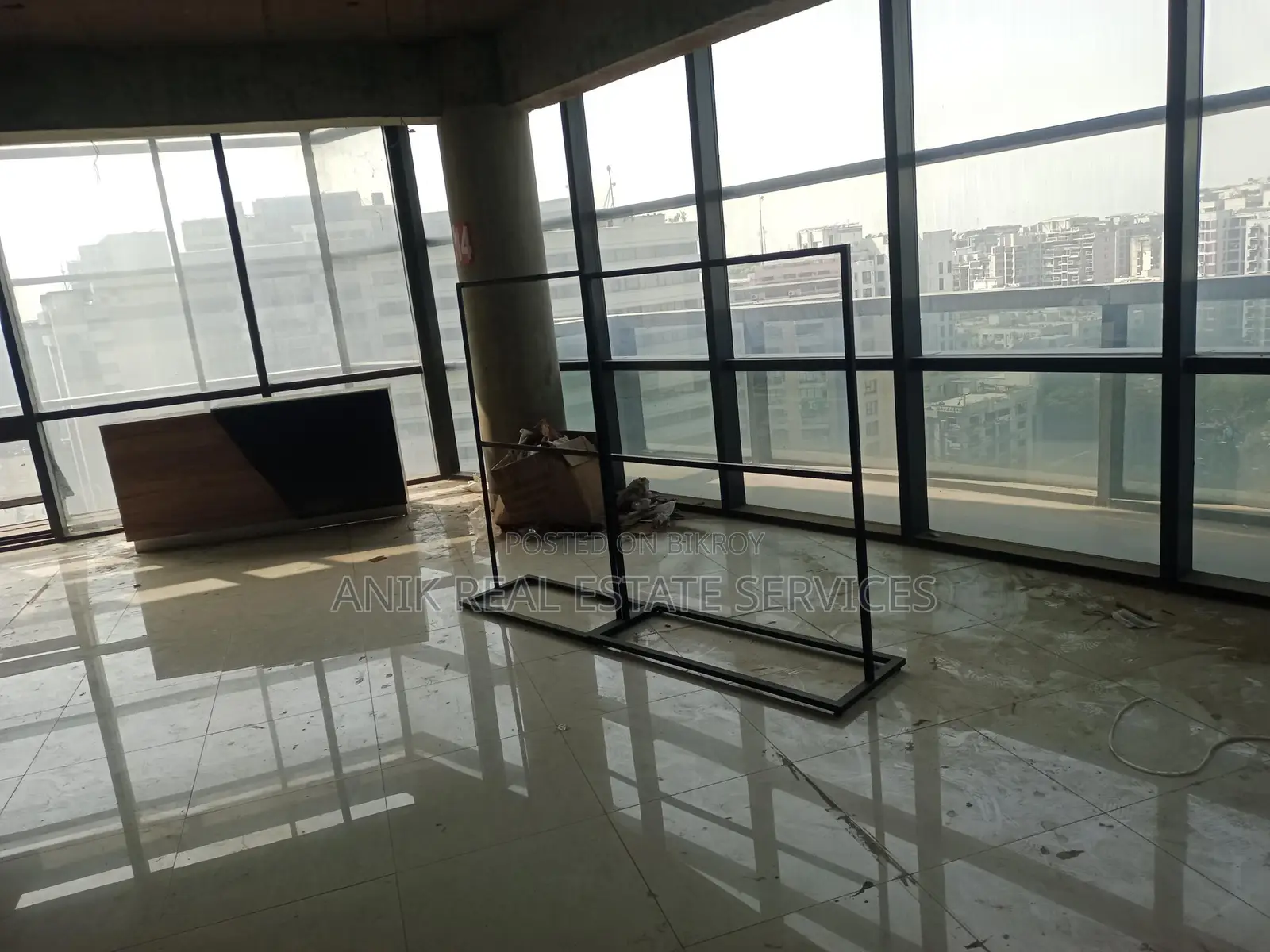 Commarcial 3700 Sft Office Open Space Rent At Gulshan 2 in Gulshan