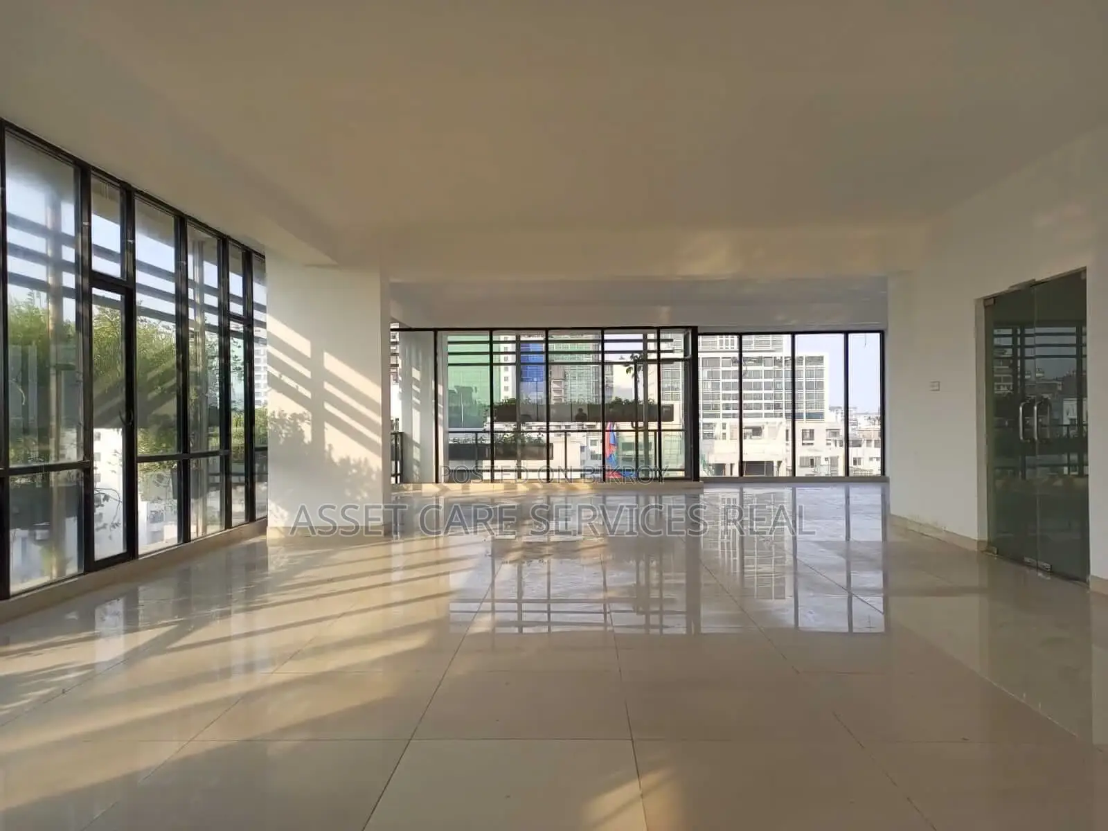 Banani Road-11(3350-Sft 2rd Floor)Restaurant/Showroom/Clinic Space Rent in Banani