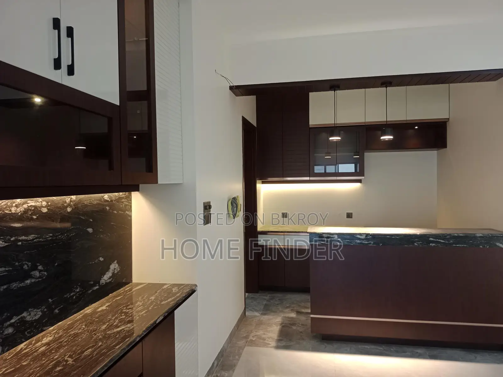 4Bed-4090 SqFt (GYM-POOL) Flat Rent In GULSHAN(2) in Gulshan