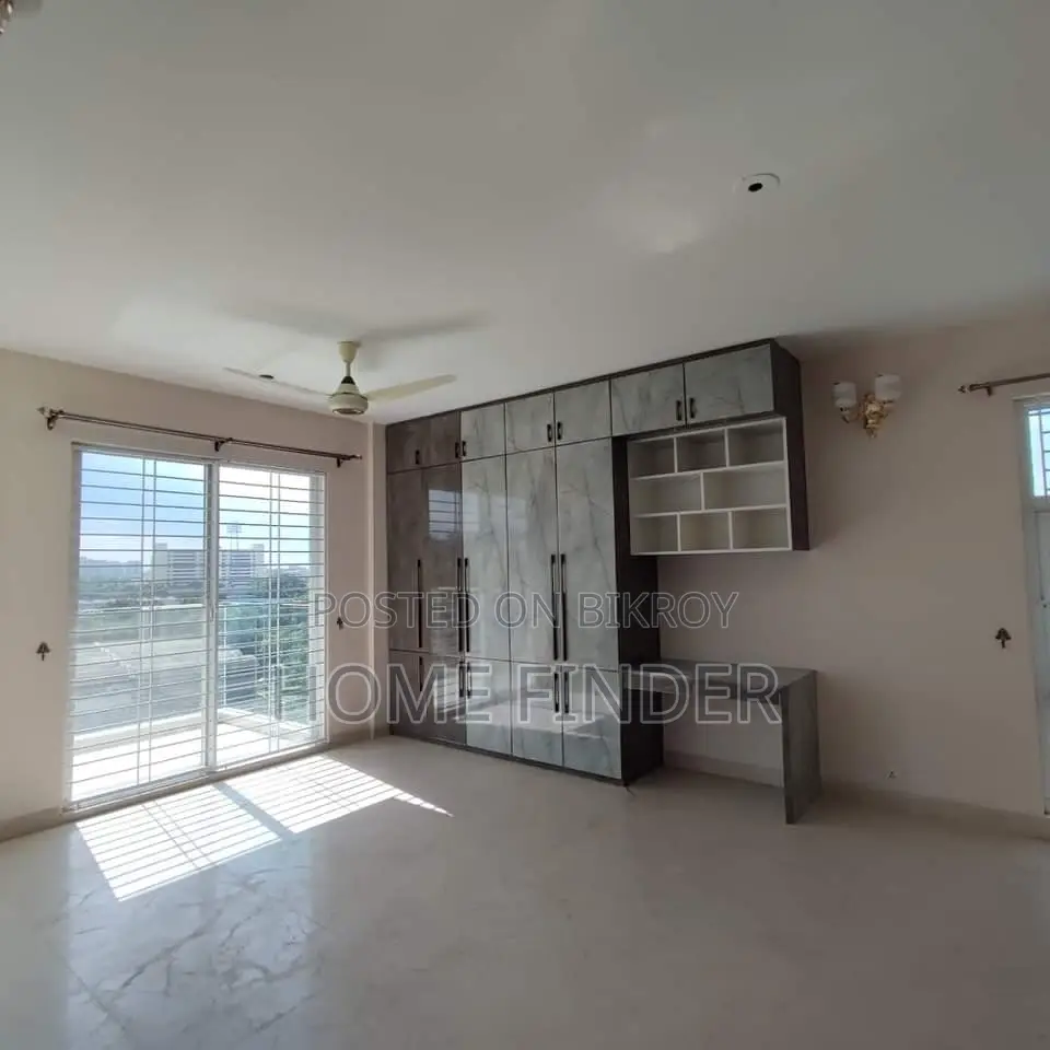 Semi Furnished Ready Luxurious Apartment Rent In GULSHAN 2 in Gulshan