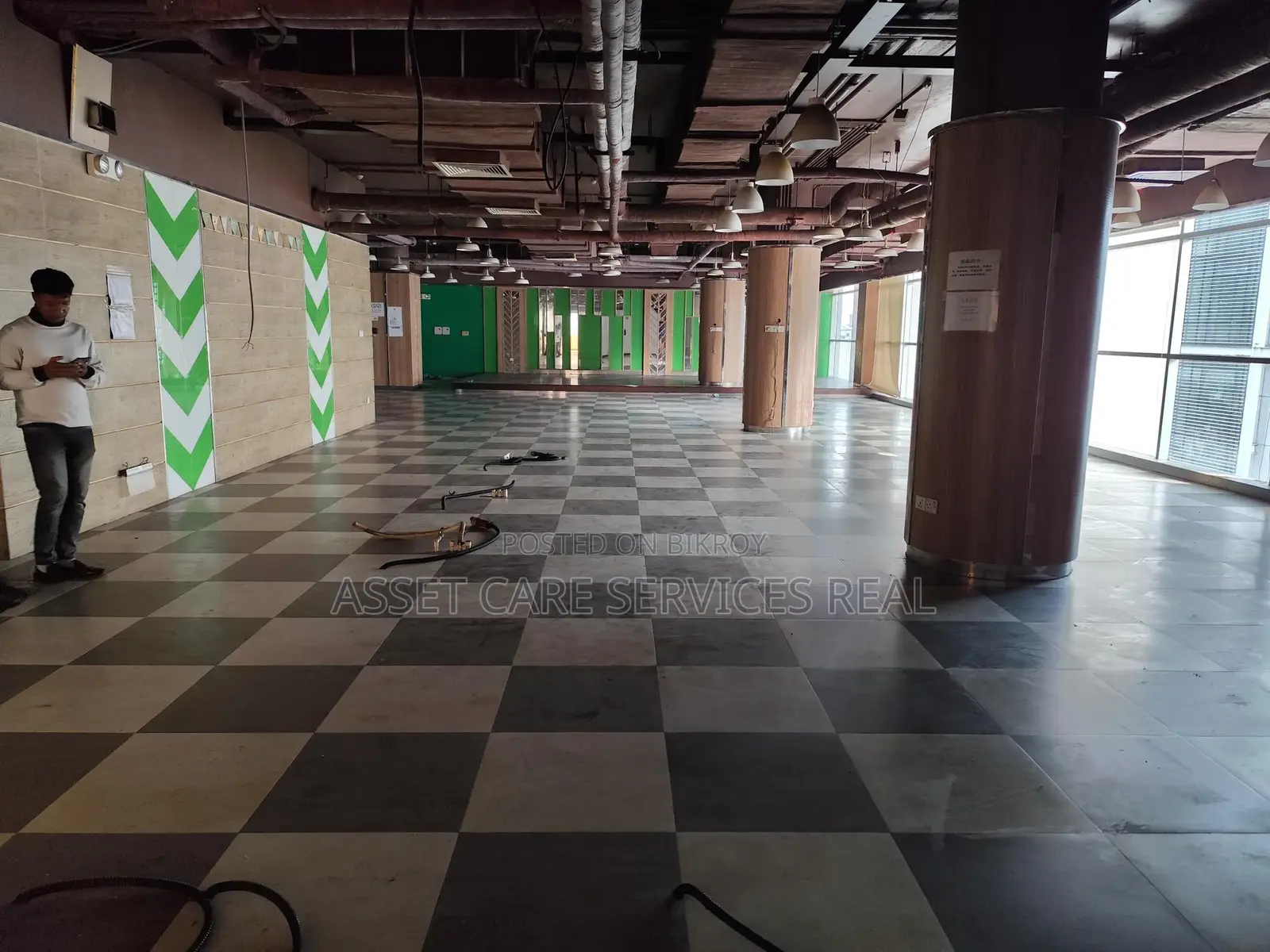 Gulshan Avenue Road 7793-Sqft Commercial Open Office Space Rent in Gulshan