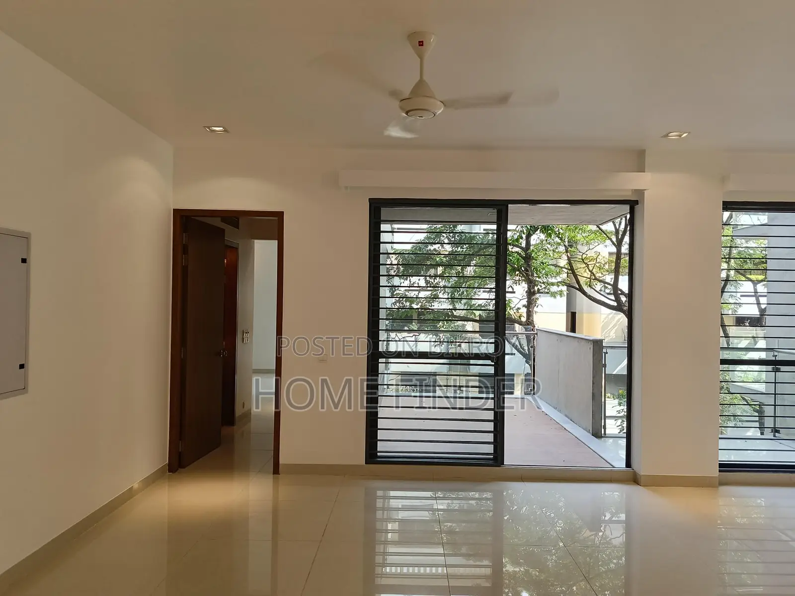 Semi Furnished (Gym & Pool) Apartment for Rent in Gulshan Diplomatic Zone in Gulshan
