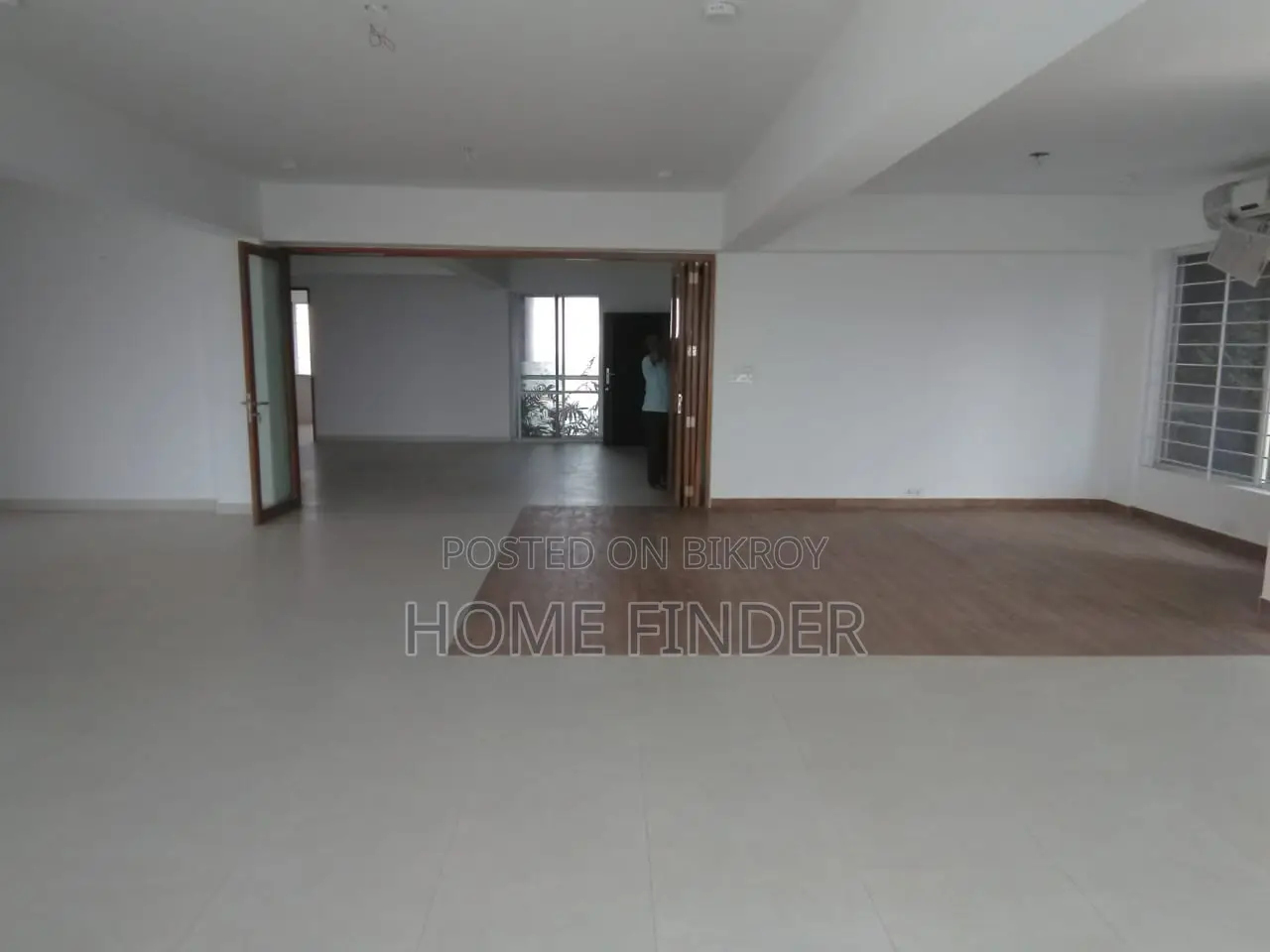 Exclusive 5600 Sqft 4bed Apartment For Rent @ Gulshan-2 in Gulshan
