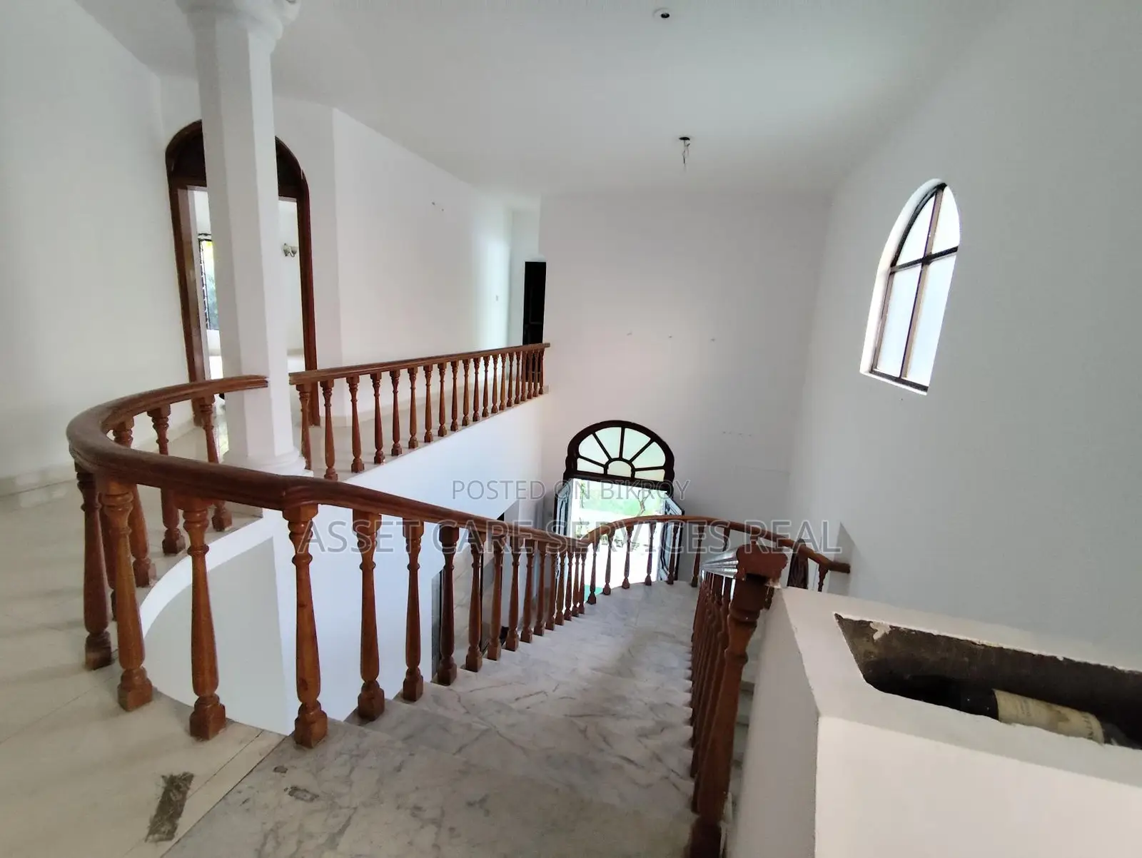 Exclusive Independent House Rent In Gulshan North. in Gulshan